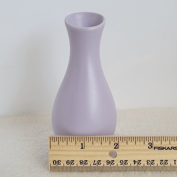 Beautiful Pastel Purple Bud Vase - Picture 6 of 10